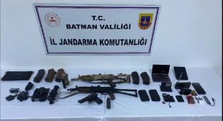 1'i kırmızı kategoride aranan 2 terörist etkisiz hale getirildi - Videolu Haber