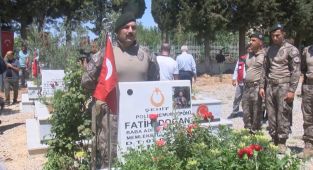 15 Temmuz dolayısıyla şehitlik ziyareti gerçekleşti - Videolu Haber
