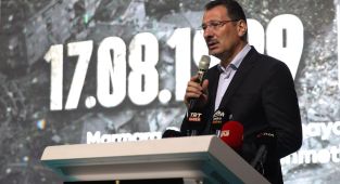 17 Ağustos 1999 Marmara Depremi’nin 25. yıl dönümü Sakarya'da anıldı