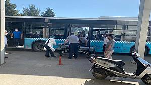 Belediye otobüsünde kalp krizi geçirdi