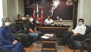 AK PARTİ GENÇLİK KOLLARIN'DAN BAŞKAN DİŞKAYA'YA ZİYARET