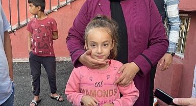 Hayırsever Şafak’tan öğrencilere kırtasiye malzemesi
