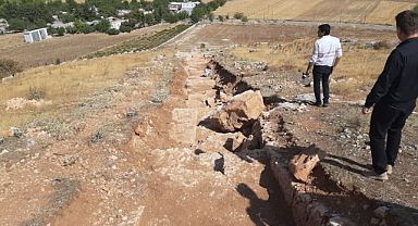 Perre Antik kentteki sonsuzluk merdiveni merak uyandırıyor
