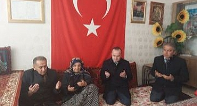 Vali ÇUHADAR Çelikhan'da Şehit Annesini Ziyaret Etti