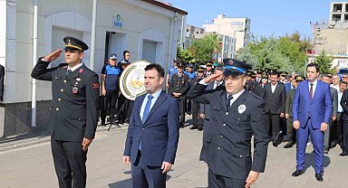 Deprem Bölgesinde 30 Ağustos Zafer Bayramı kutlandı