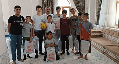 Dicle Kaymakamı Yurdagül yarışmalarda dereceye giren öğrencileri ödüllendirdi