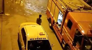 Diyarbakır'da çıkan yangında bina sakinleri çocuklarıyla koşarak çıktı