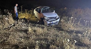 Diyarbakır'da otomobil takla attı: 1'i bebek 4 yaralı