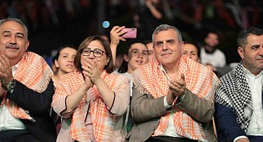 Gaziantep'te Hemşehriler Derneği Festivalinde Şanlıurfa standına yoğun ilgi