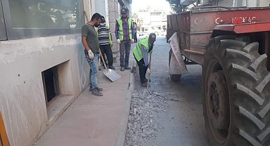Gölbaşı Belediyesi temizlik işleri çalışıyor