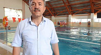 Kilis'te depremzede çocuklara yüzme eğitimi