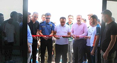 Kurtalan'da yarı olimpik yüzme havuzu açıldı