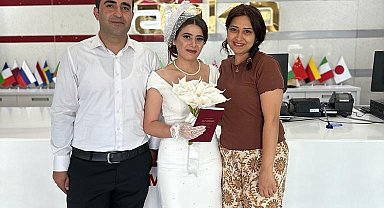 Nikaha katılamayan sağdıca hastanede ziyaret
