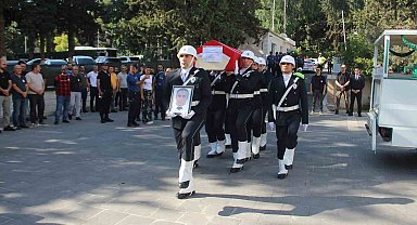 Şehit polis memleketine uğurlandı
