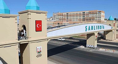 Trafik güvenliği yapılan üst geçitlerle sağlanıyor