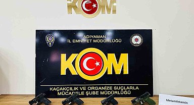 Yol uygulamasında 4 tabanca ele geçirildi