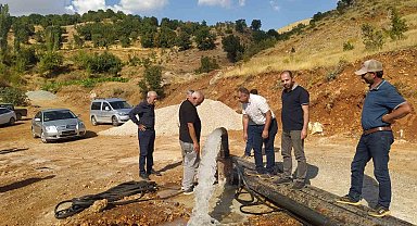 Çelikhan ilçesinde 3 kuyuda su bulundu