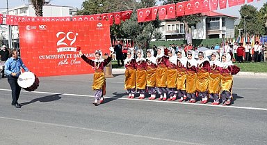 29 Ekim Cumhuriyet Bayramı Adıyaman'da coşkuyla kutlandı