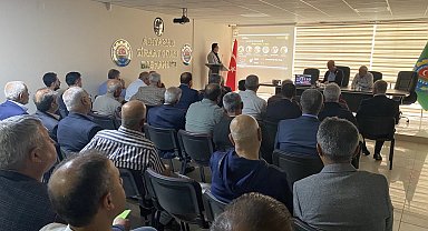 Kaliteli sertifikalı tohumculuk toplantısı yapıldı