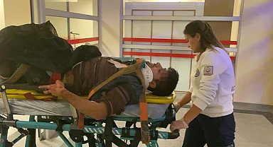 Adıyaman'da otomobil kamyonetle çarpıştı: 2 yaralı