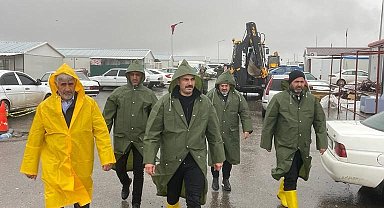 MHP teşkilatı su baskınlarında sahada çalıştı