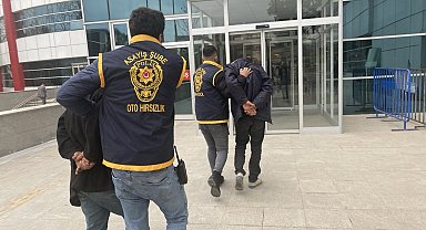 Ağır hasarlı binalardan eşya çaldığı iddia edilen 2 şahıs yakalandı