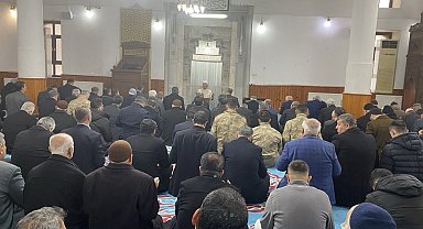 Depremde hayatını kaybeden gazeteciler için mevlit okutuldu
