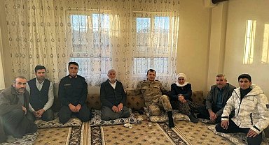Jandarma, şehit ailelerini yalnız bırakmıyor