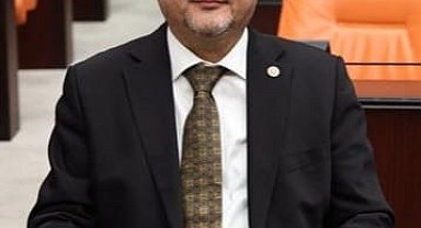 Milletvekili Kurt: "Adıyaman'da konutlar yükseliyor, yardımlar ulaştırılıyor"
