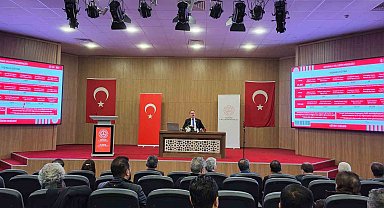 Milli Eğitim Müdürü Ali Tosun, basını bilgilendirdi