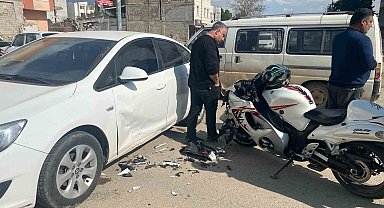 Otomobil ile motosiklet çarpıştı: 1 yaralı