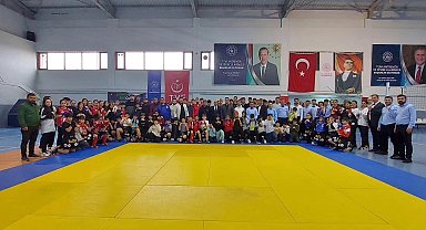 Muaythai elemeleri Besni'de yapıldı