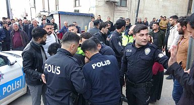 Polis ekiplerine mukavemette bulunan 2 şahıs gözaltına alındı