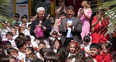 Başkan Tutdere, 23 Nisan Ulusal Egemenlik ve Çocuk Bayramı'nı kutladı
