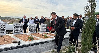 Başkan Tutdere'nin ilk ziyareti mezarlık oldu