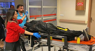 İki otomobil kavşakta çarpıştı: 4 yaralı
