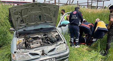 Kâhta'da 2 otomobil çarpıştı: 5 yaralı