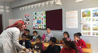 Minik eller mesleki kurslarla hayal ettiklerini üretti