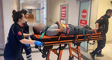 Otomobil ile motosiklet çarpıştı: 2 yaralı