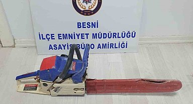 Otomobilden hırsızlık yapan şahıs yakalandı