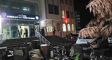 Vali Varol, 2 polisin şehit olduğu polis merkezinde incelemelerde bulundu