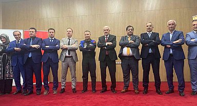 İlk Türk astronot Alper Gezeravcı Adıyaman'da öğrencilerle buluştu