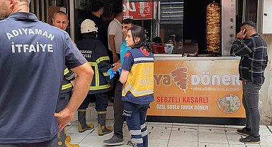 İş yerinde çıkan yangında 2 kişi dumandan etkilendi
