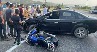 Motosiklet ile otomobil çarpıştı: 1 Yaralı