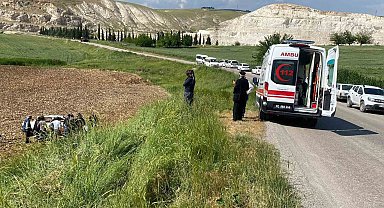 Otomobil şarampole yuvarlandı: 2 yaralı