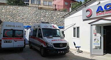 Baraka yangınında 4 kişi hastanelik oldu