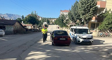 Gölbaşı'nda bisiklet ile otomobil çarpıştı: 1 yaralı