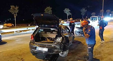 İki otomobil çarpıştı: 4 yaralı