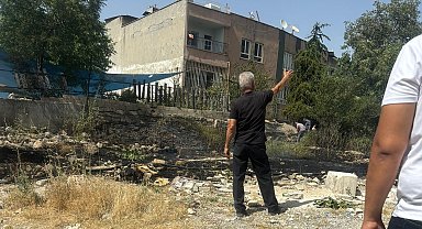 Kopan elektrik telleri yangına neden oldu