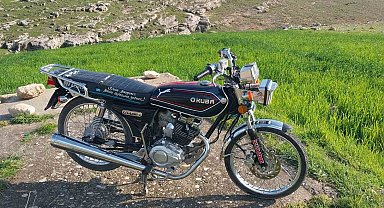 Park halindeki motosikletler çalındı